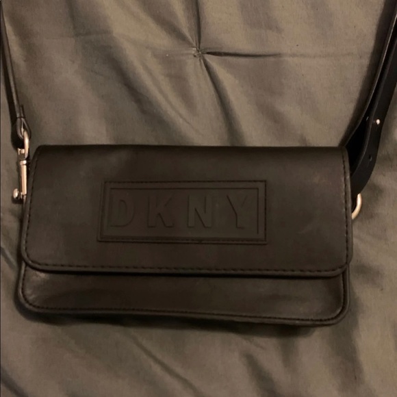 DKNY Fanny Pack Waist Bag - Picture 1 of 3